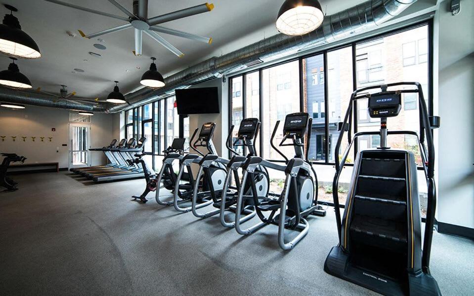 Free Parking Gym & Pool Downtown At Cityway Indianapolis Eksteriør billede