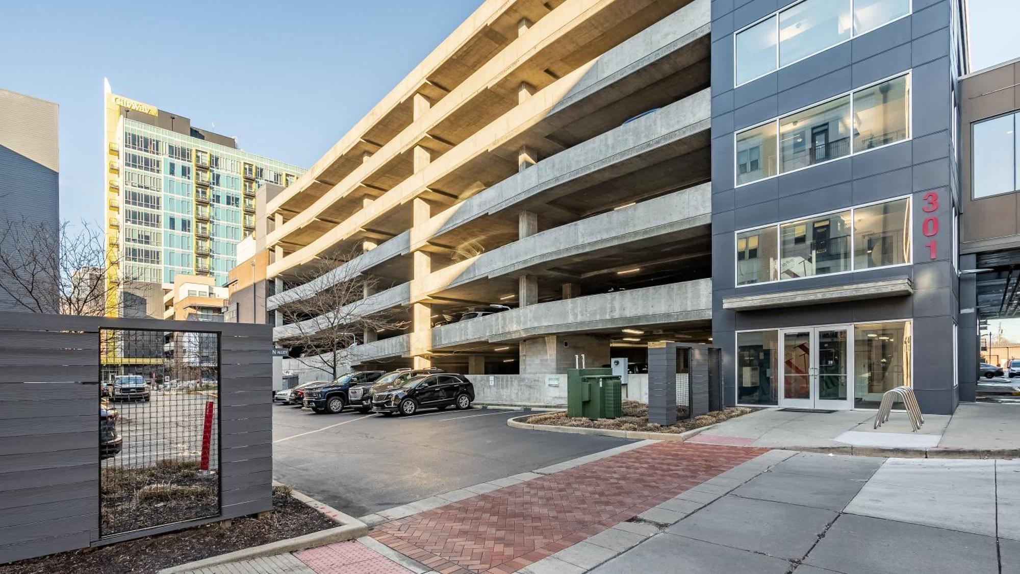 Free Parking Gym & Pool Downtown At Cityway Indianapolis Eksteriør billede